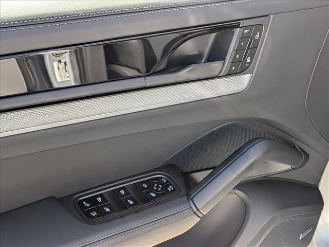 2026 Porsche Cayenne E-Hybrid S