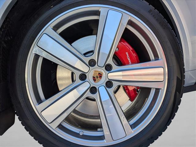 2026 Porsche Cayenne E-Hybrid S