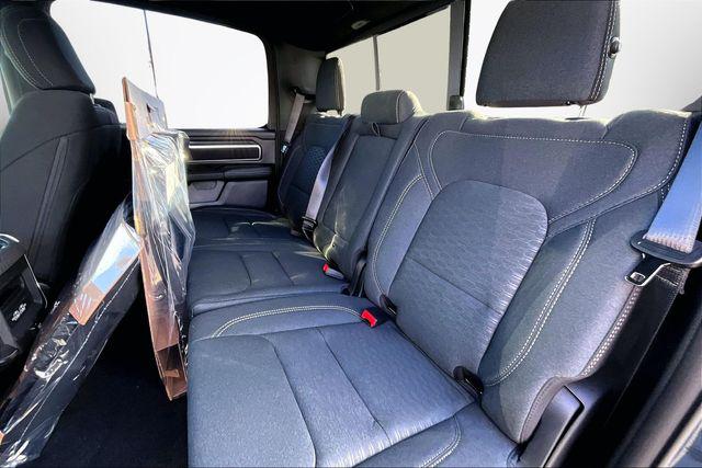 2026 Ram 1500 Big Horn Crew Cab 4x4 5'7" Box
