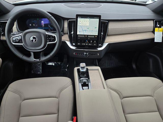2026 Volvo XC90 Plug-In Hybrid Plus, T8 AWD, Electric/Gasoline, Bright, 7 Seats