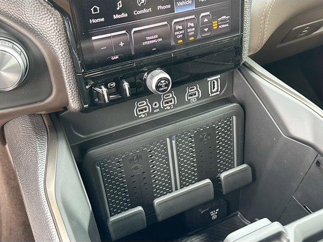 2026 Ram 1500 Limited Longhorn Crew Cab 4x4 5'7" Box