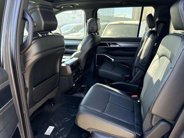 2026 Jeep Grand Wagoneer Limited Altitude 4x4