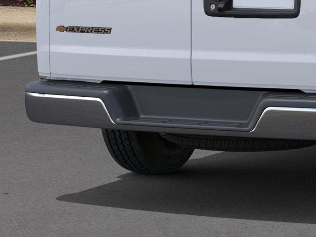 2025 Chevrolet Express Passenger RWD 2500 Regular Wheelbase LT