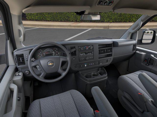 2025 Chevrolet Express Passenger RWD 2500 Regular Wheelbase LT