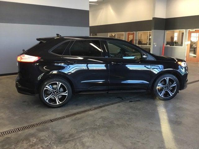 2019 Ford Edge ST