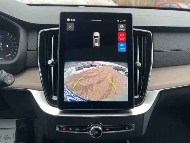2026 Volvo XC90 Core, B5 AWD Gas (mild hybrid), Gasoline, Bright, 7 Seats