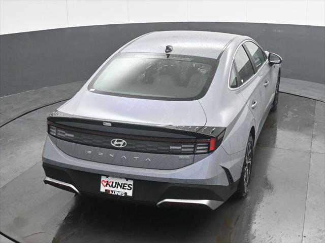 2026 Hyundai Sonata Hybrid Blue
