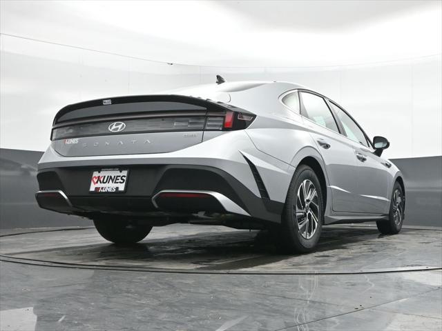 2026 Hyundai Sonata Hybrid Blue