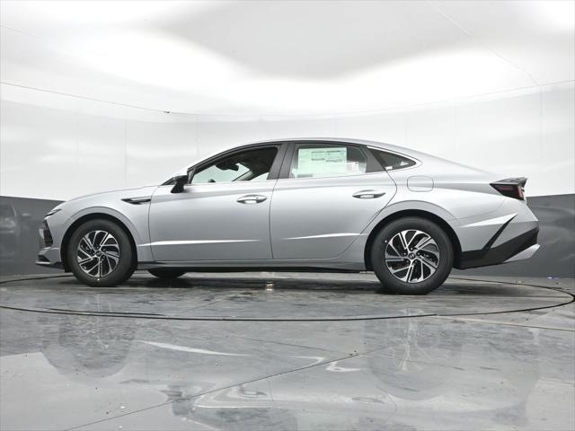 2026 Hyundai Sonata Hybrid Blue