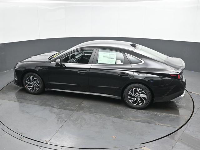 2026 Hyundai Sonata Hybrid Blue