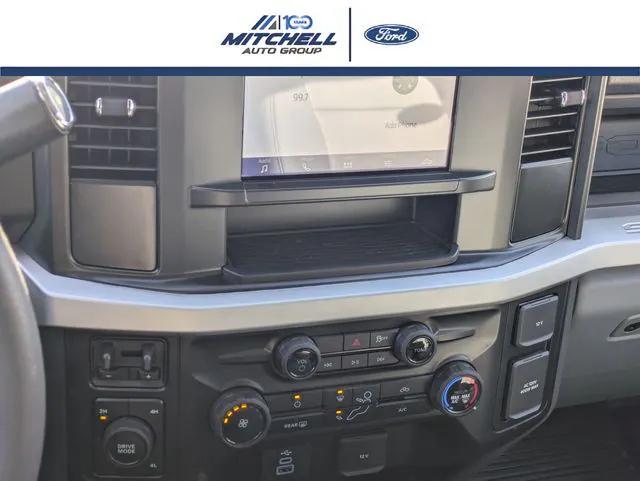 2026 Ford F-350 Upfitted w/ Dump Body