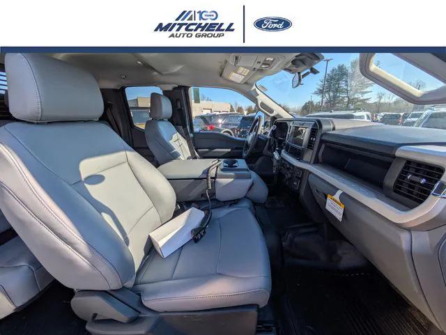 2026 Ford F-350 Upfitted w/ Dump Body