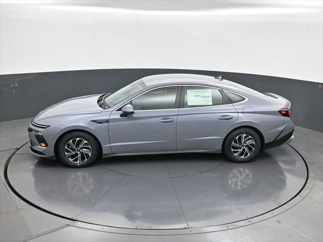 2026 Hyundai Sonata Hybrid Blue