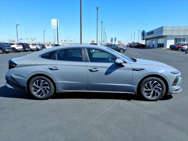 2026 Hyundai Sonata Hybrid Blue