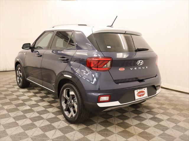 2026 Hyundai Venue SEL w/Two-Tone Roof