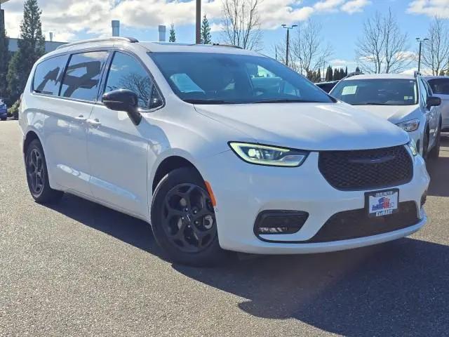2024 Chrysler Pacifica Hybrid Premium S Appearance Pkg for sale in Burlington, WA