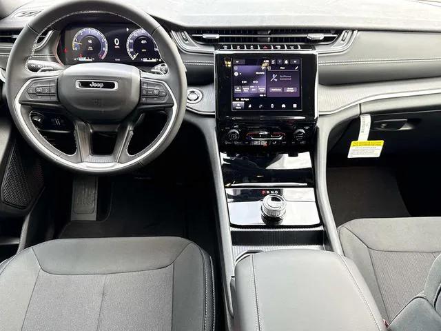 2026 Jeep Grand Cherokee GRAND CHEROKEE LAREDO 4X4