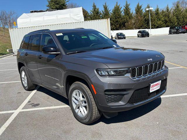 2026 Jeep Grand Cherokee GRAND CHEROKEE LAREDO X 4X4