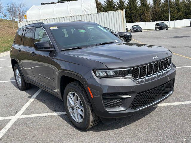 2026 Jeep Grand Cherokee GRAND CHEROKEE LAREDO X 4X4 2026 Jeep Grand Cherokee GRAND CHEROKEE LAREDO X 4X4
