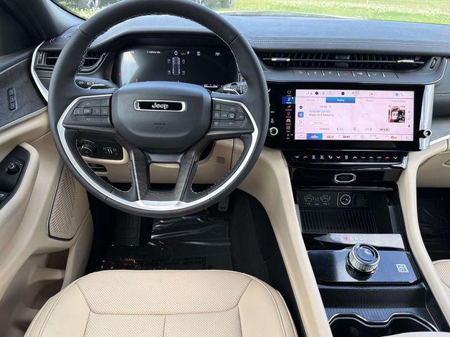 2026 Jeep Grand Cherokee Limited 4x2