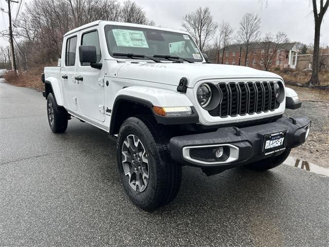 2026 Jeep Gladiator GLADIATOR SAHARA 4X4
