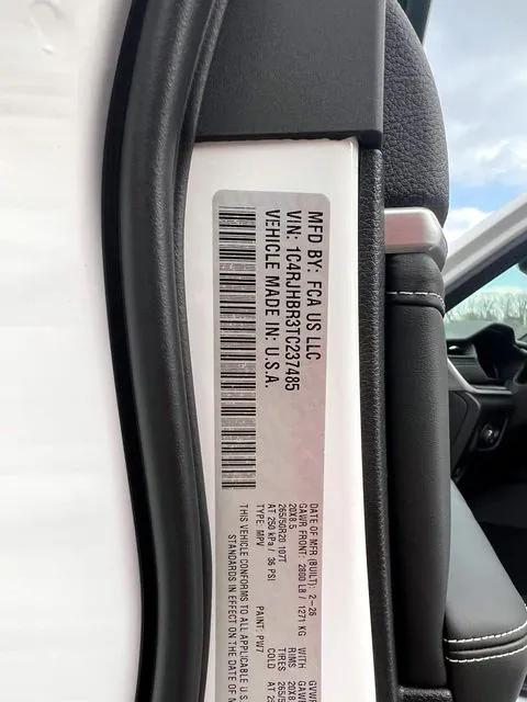 2026 Jeep Grand Cherokee Limited Reserve