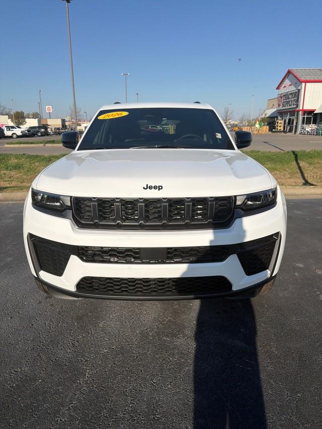 2026 Jeep Grand Cherokee GRAND CHEROKEE LAREDO ALTITUDE 4X4