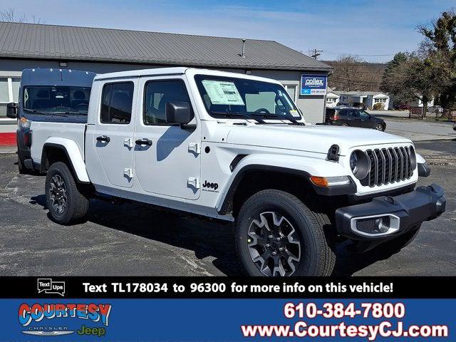 2026 Jeep Gladiator GLADIATOR SAHARA 4X4