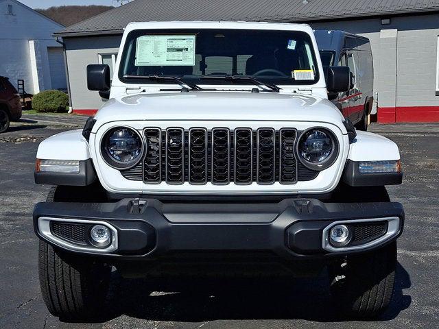 2026 Jeep Gladiator GLADIATOR SAHARA 4X4