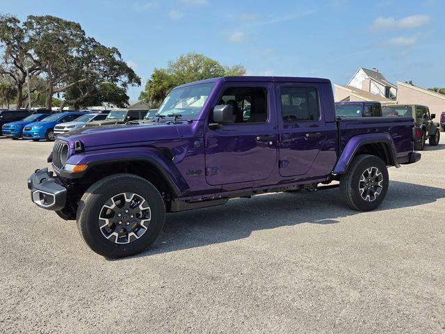 2026 Jeep Gladiator GLADIATOR SAHARA 4X4