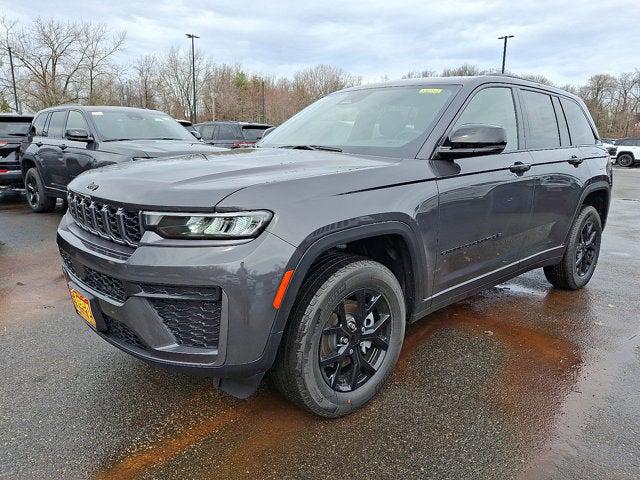 2026 Jeep Grand Cherokee GRAND CHEROKEE LAREDO ALTITUDE 4X4