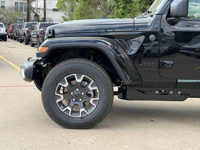 2026 Jeep Gladiator GLADIATOR SAHARA 4X4