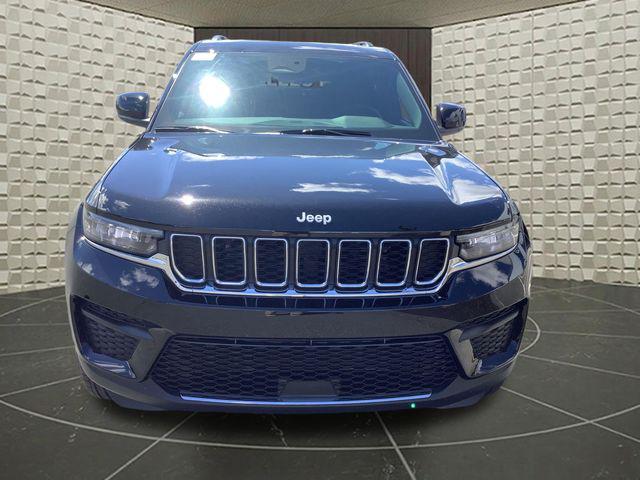2026 Jeep Grand Cherokee GRAND CHEROKEE LAREDO X 4X4