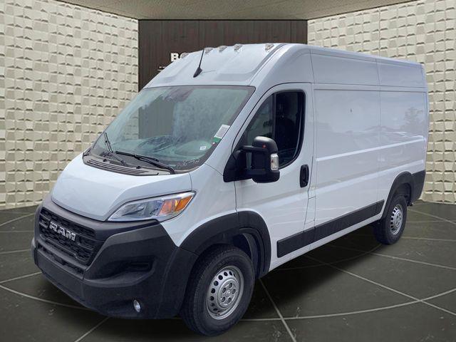 2026 Ram ProMaster Cargo Van Tradesman High Roof 136" WB w/Pass Seat