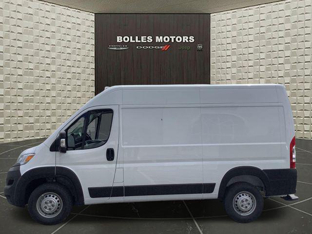 2026 Ram ProMaster Cargo Van Tradesman High Roof 136" WB w/Pass Seat