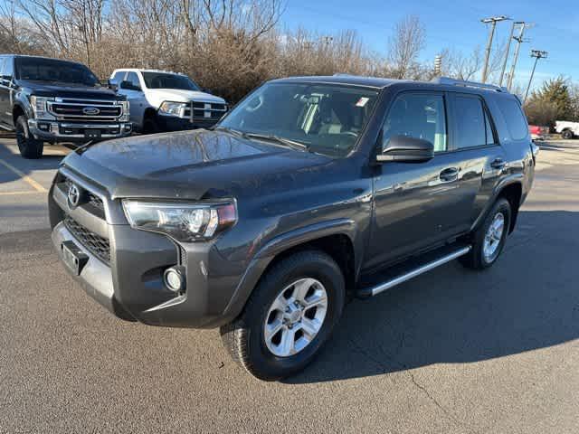2016 Toyota 4Runner SR5 2016 Toyota 4Runner SR5