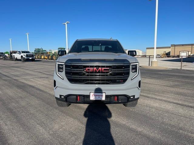 2024 GMC Sierra 1500 4WD Crew Cab Short Box AT4