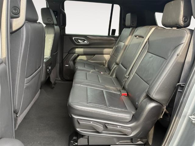 2024 Chevrolet Suburban 4WD LT