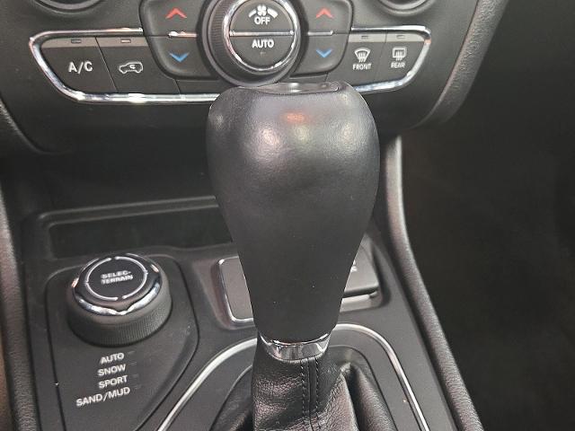 2022 Jeep Cherokee Latitude Lux 4x4