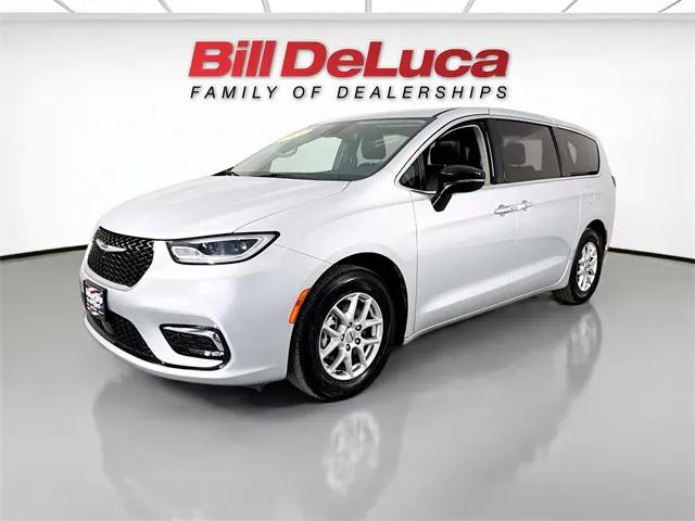 2024 Chrysler Pacifica Touring L for sale in Haverhill, MA