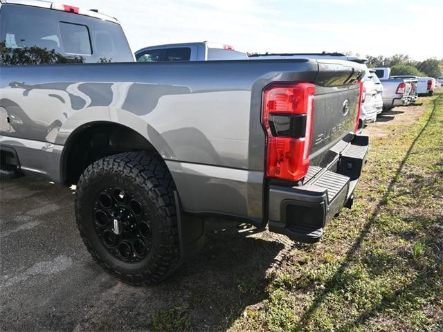2025 Ford F-350 LARIAT