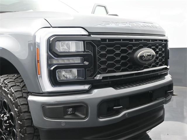 2025 Ford F-350 LARIAT