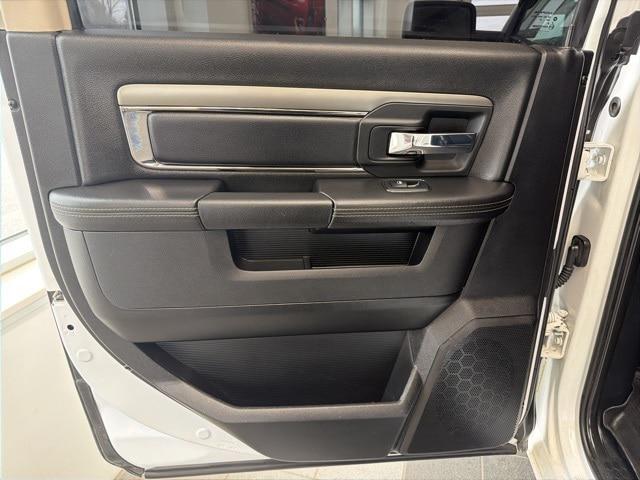 2018 Ram 1500 Night Crew Cab 4x4 5'7" Box