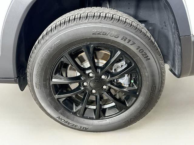 2023 Jeep Cherokee Altitude Lux 4x4