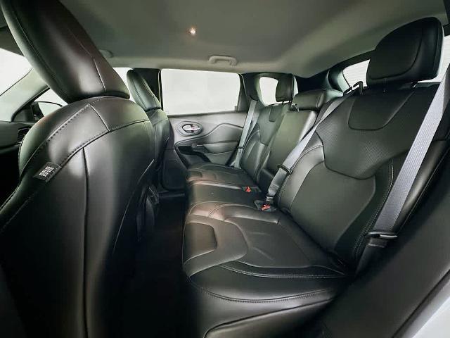 2023 Jeep Cherokee Altitude Lux 4x4