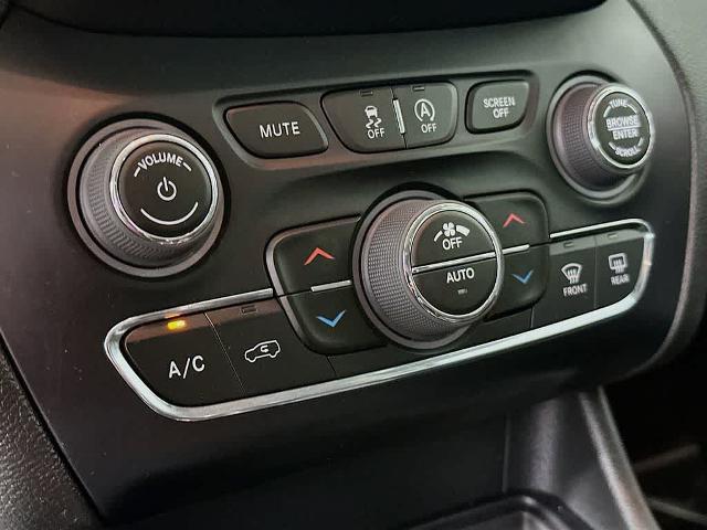 2023 Jeep Cherokee Altitude Lux 4x4