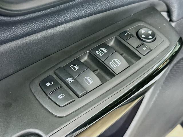 2023 Jeep Cherokee Altitude Lux 4x4