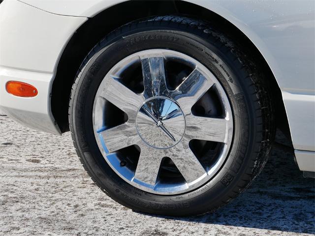 2002 Ford Thunderbird Base