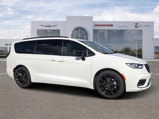 2026 Chrysler Pacifica Select for sale in Fort Myers, FL