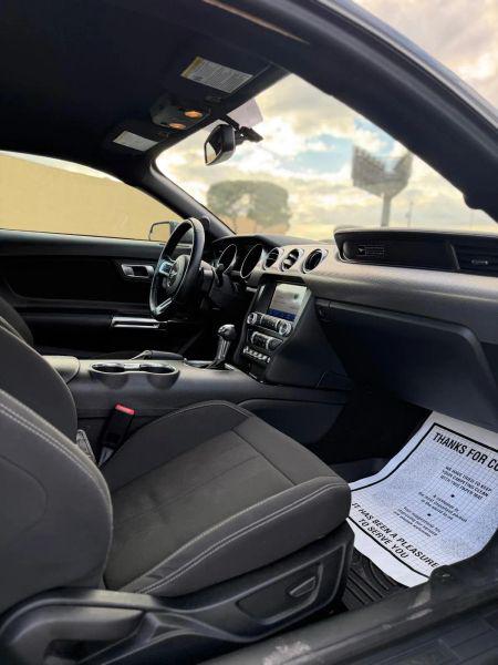 2020 Ford Mustang EcoBoost Fastback